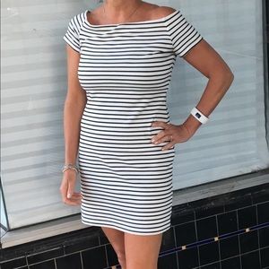 Off the shoulder body con striped MNG dress
